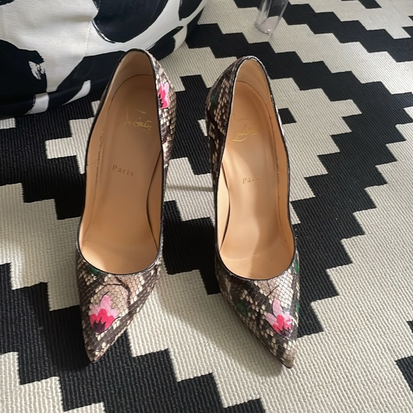 Christian Louboutin So Kate 120 Python Flower 39.5 - Picture 2 of 9